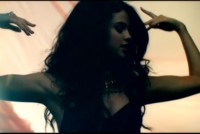 /album/orkunerguvan45/selena-gomez-come-and-get-it-music-video-jpg/